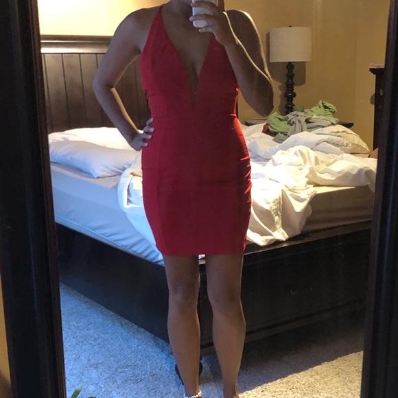 Fashion nova She’s Pampered red mini dress - Picture 3 of 3